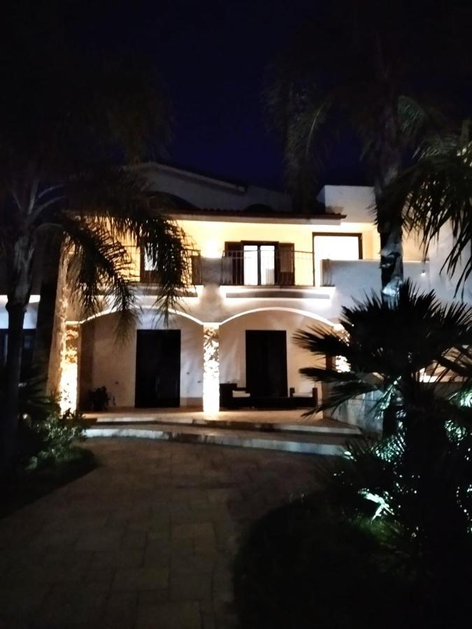 Villa Silvana Lecce Exteriör bild